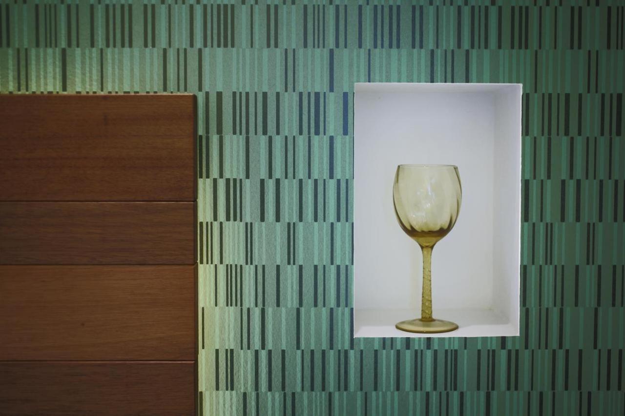 Camera Tripla