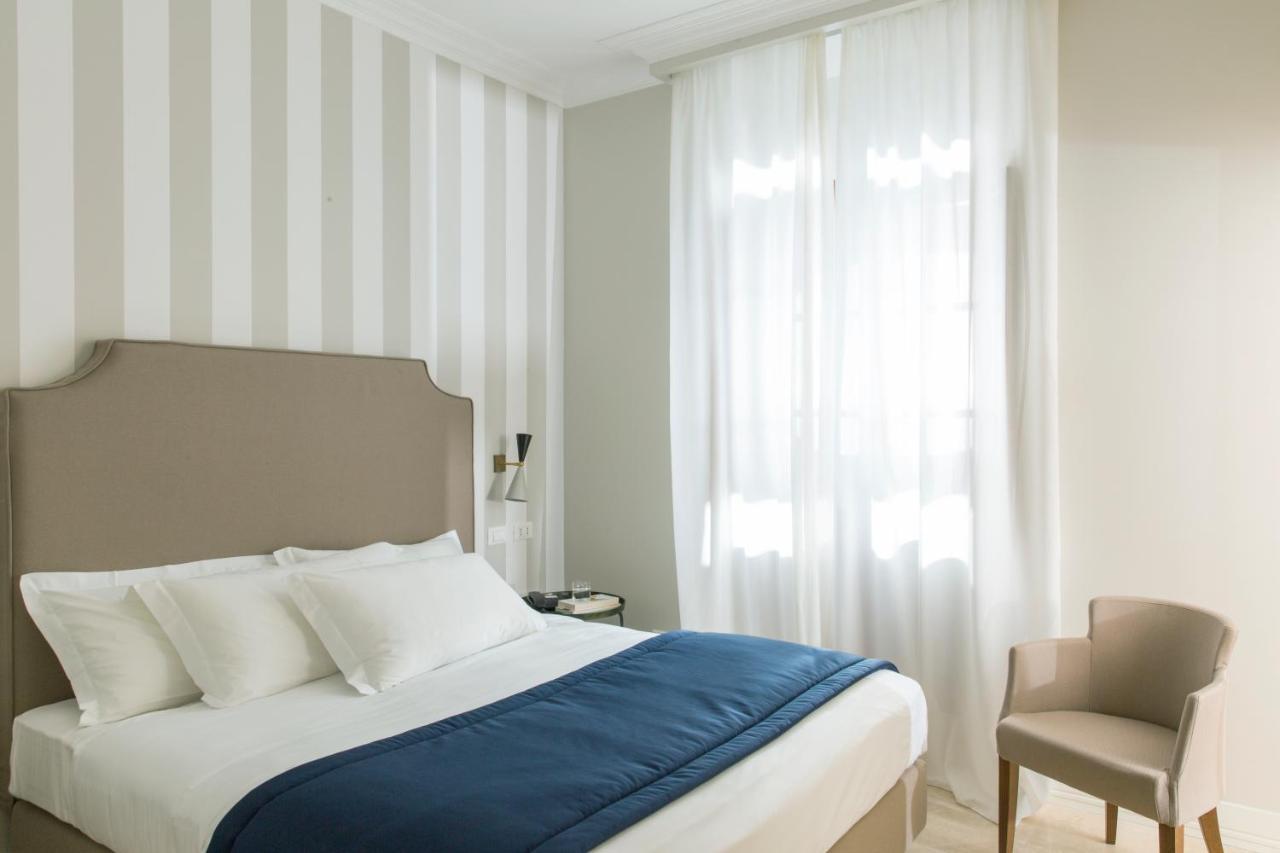 Superior Single Room,768285691:JPEG