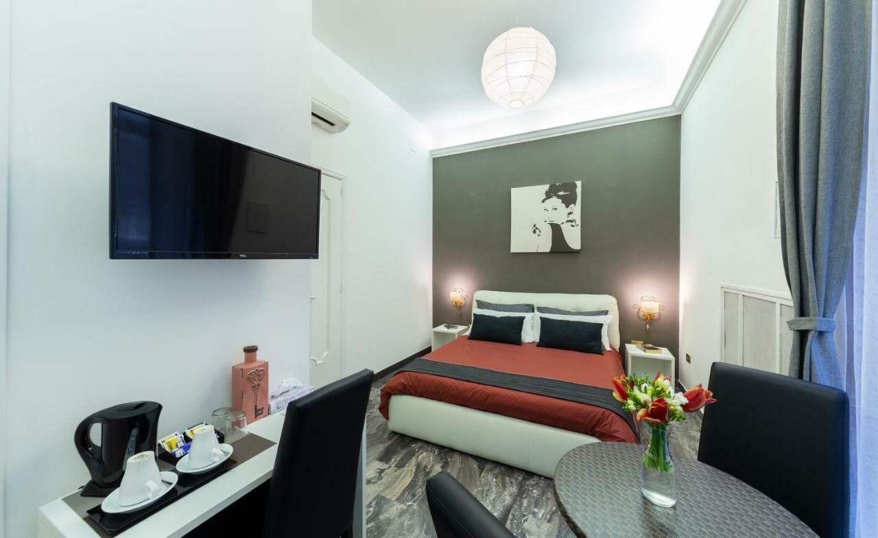 Deluxe Room,783685998:JPEG