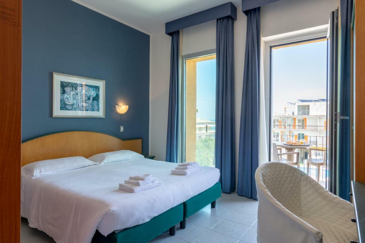 Double Room Sea View Balcony