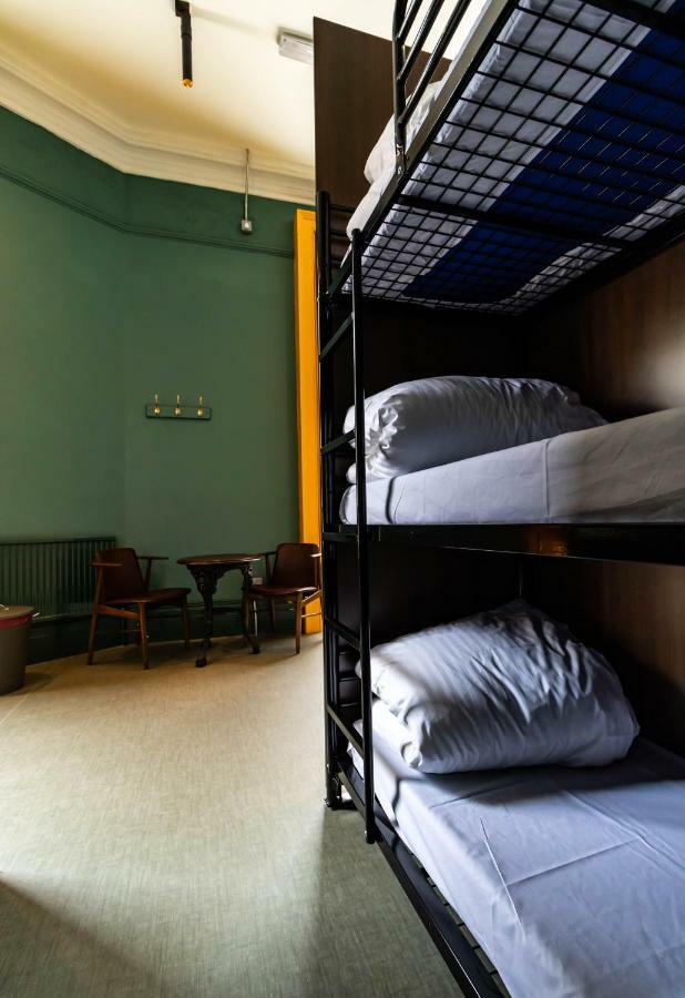 Dormitorio Misto con 6 Posti Letto