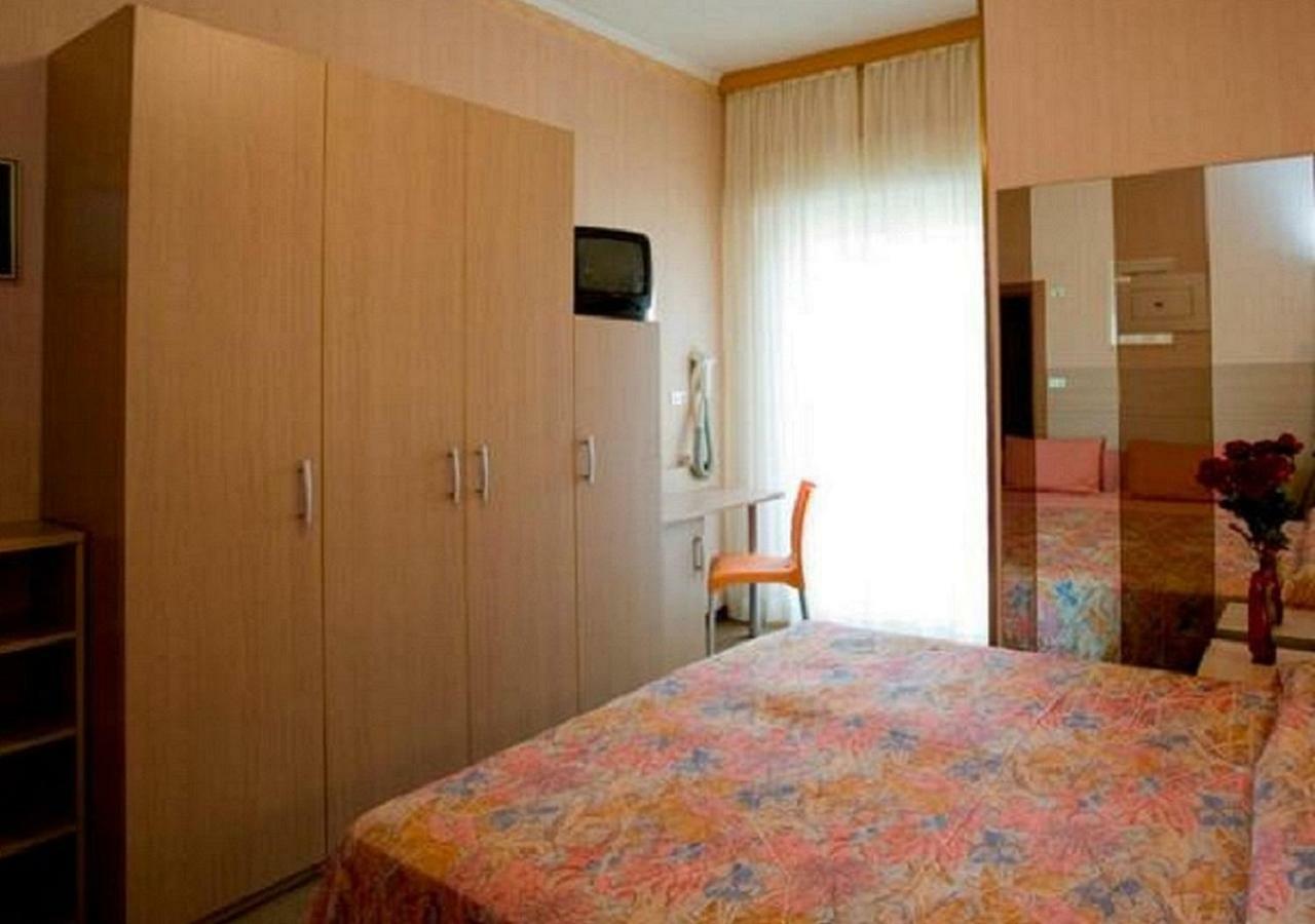 Standard Double or Twin Room,1157517507:JPEG