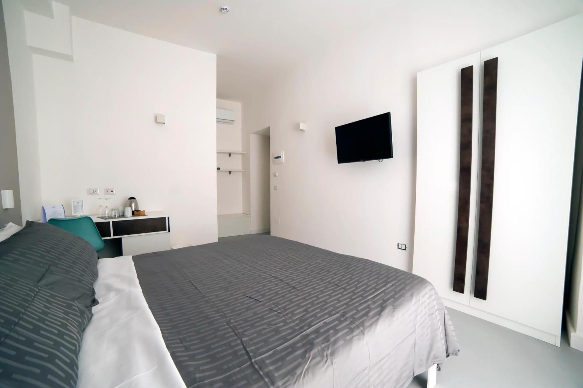 Superior Double Room,439682262:JPEG