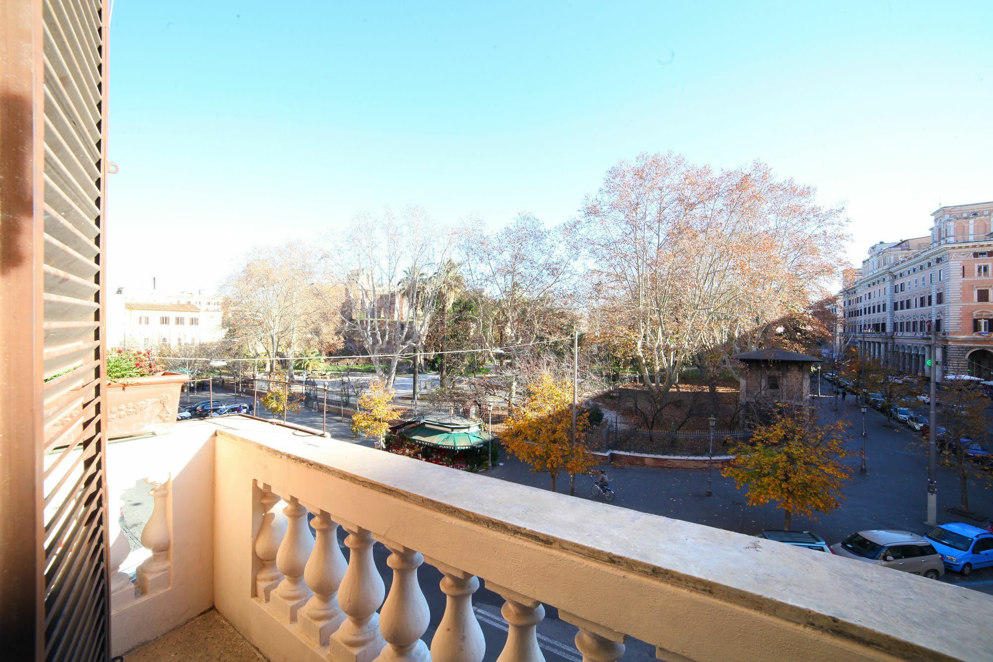 Camera Matrimoniale con Balcone