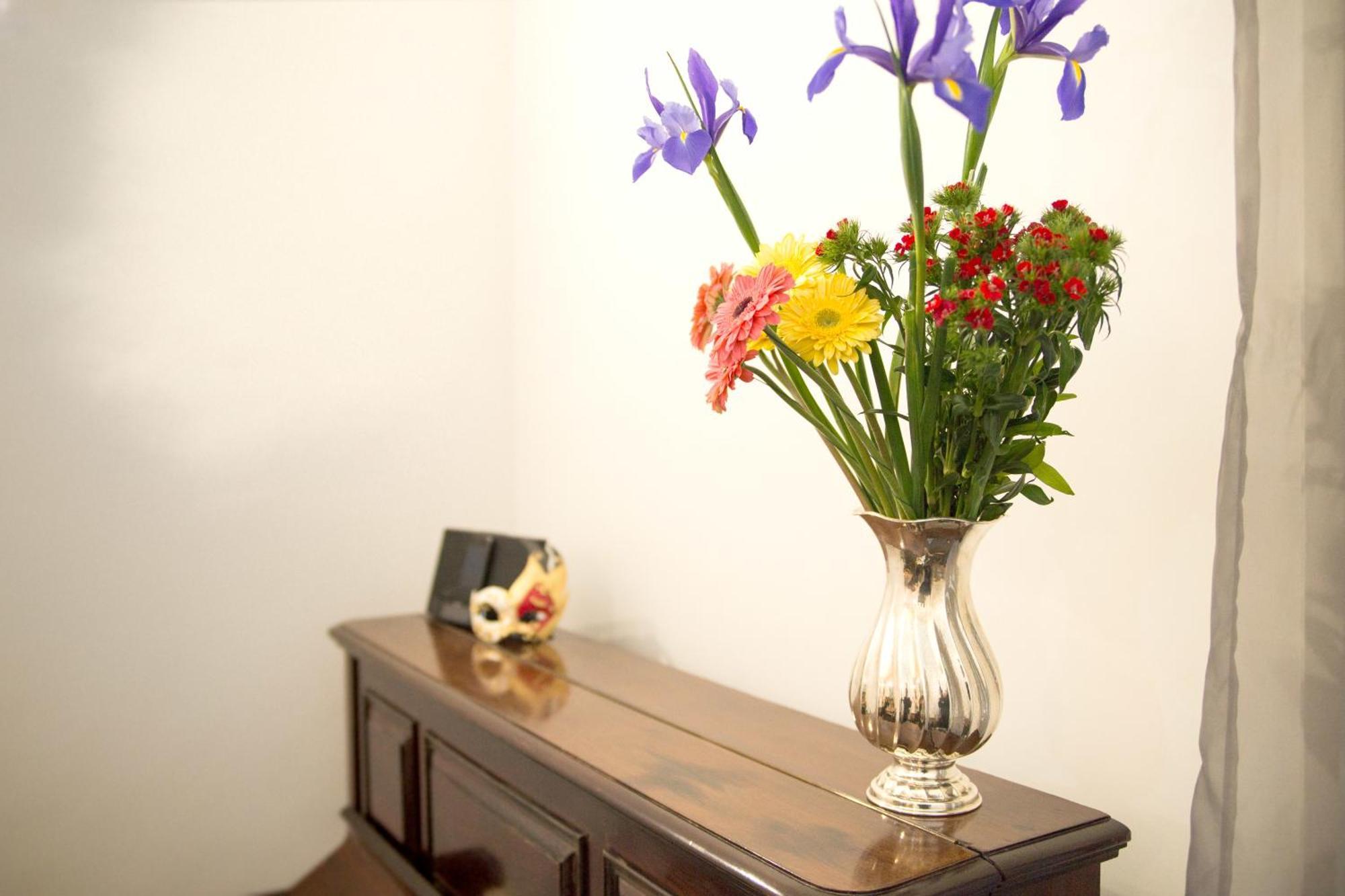 Studio Apartment,823151699:JPEG