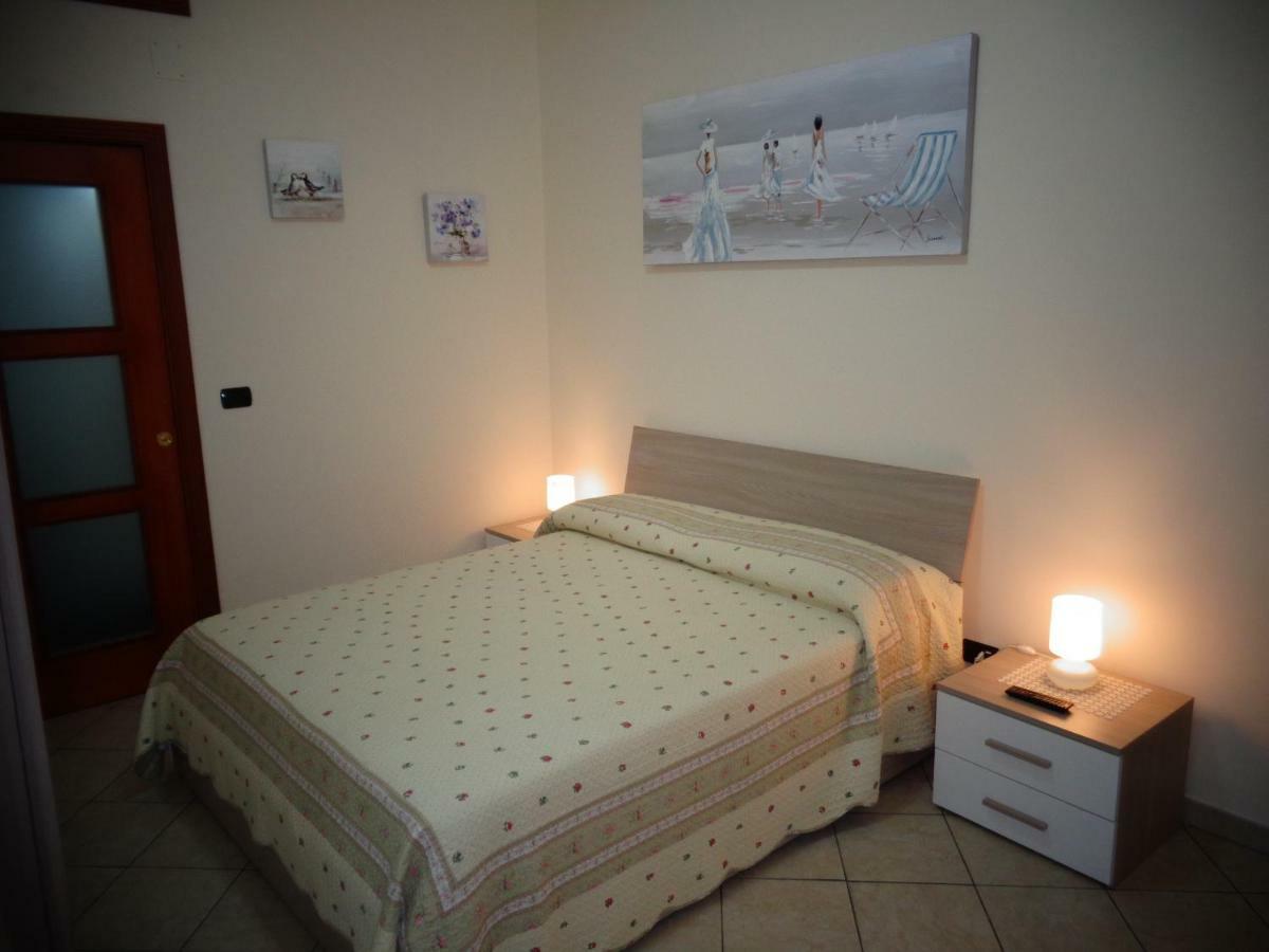 Comfort Triple Room Shower
