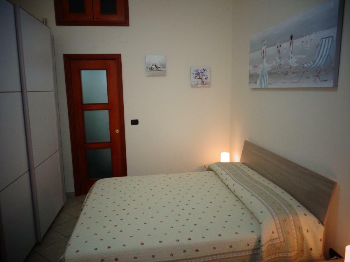 Comfort Triple Room Shower