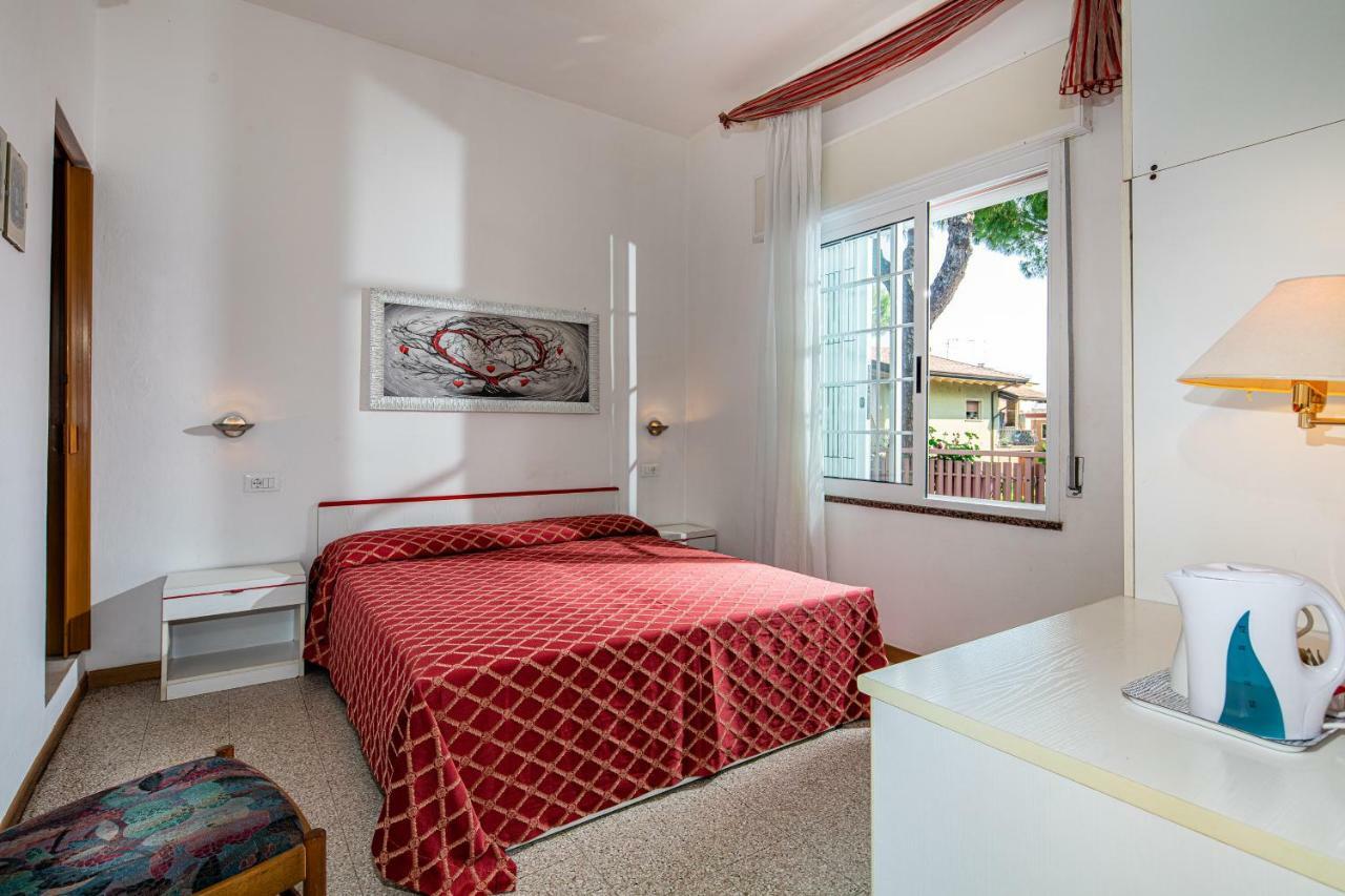 Double Room,909425023:JPEG