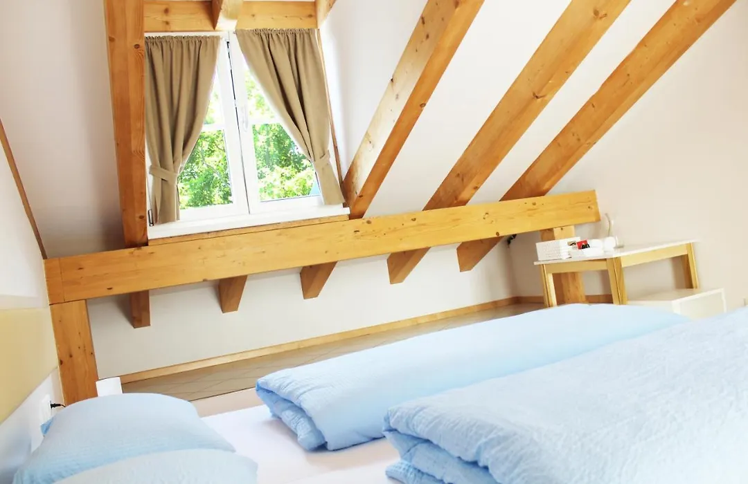 Manzoni Rooms-1