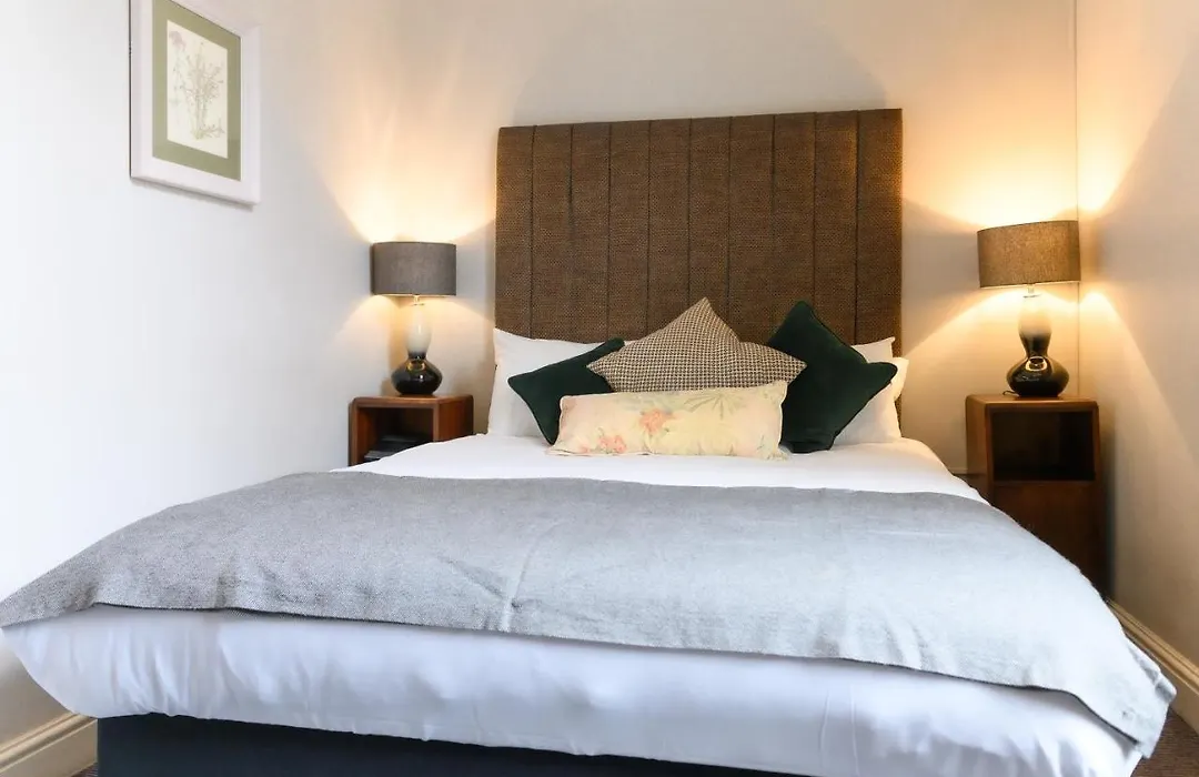 Tulse Hill Hotel-1