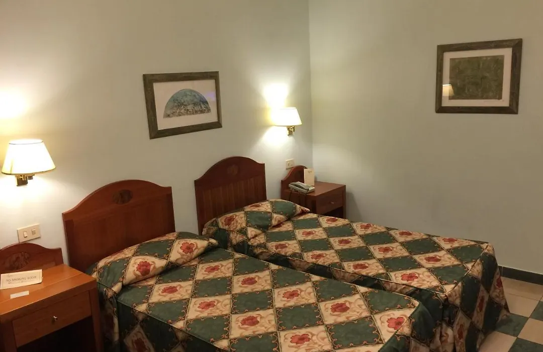 Hotel Aberdeen-1