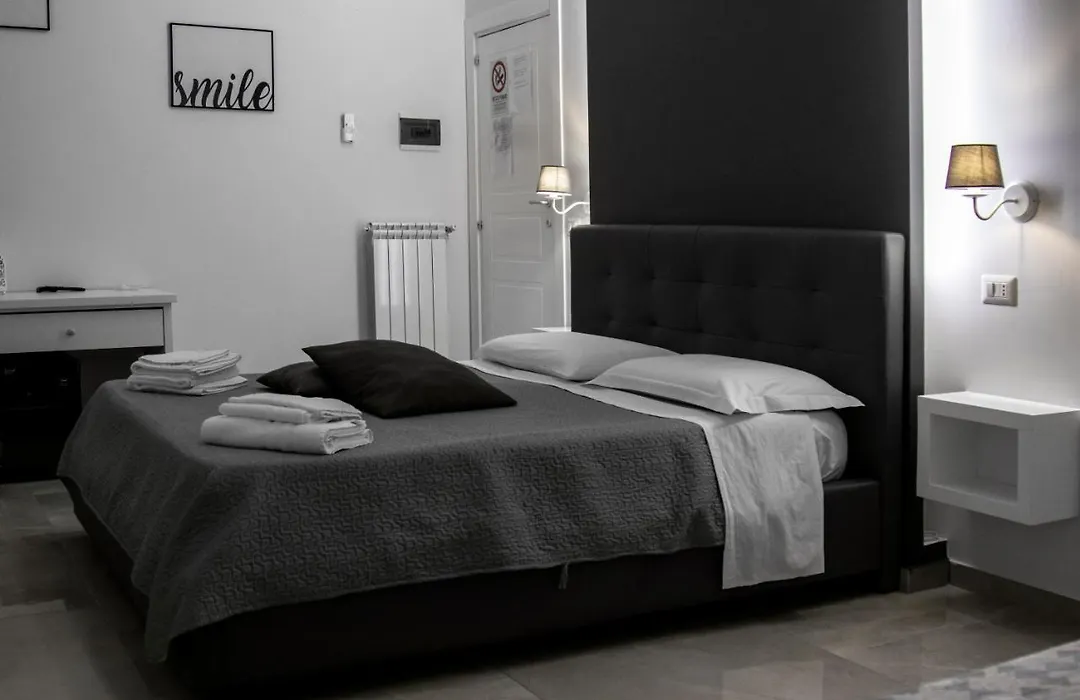 Aurora Luxury Rooms-1