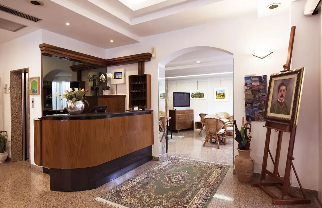Hotel Puccini-1