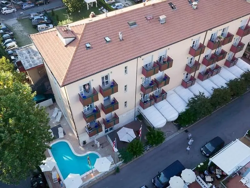 Aron Hotel-1