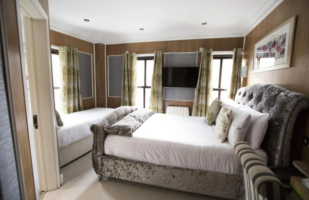 Cheshire Hotel Central London-1