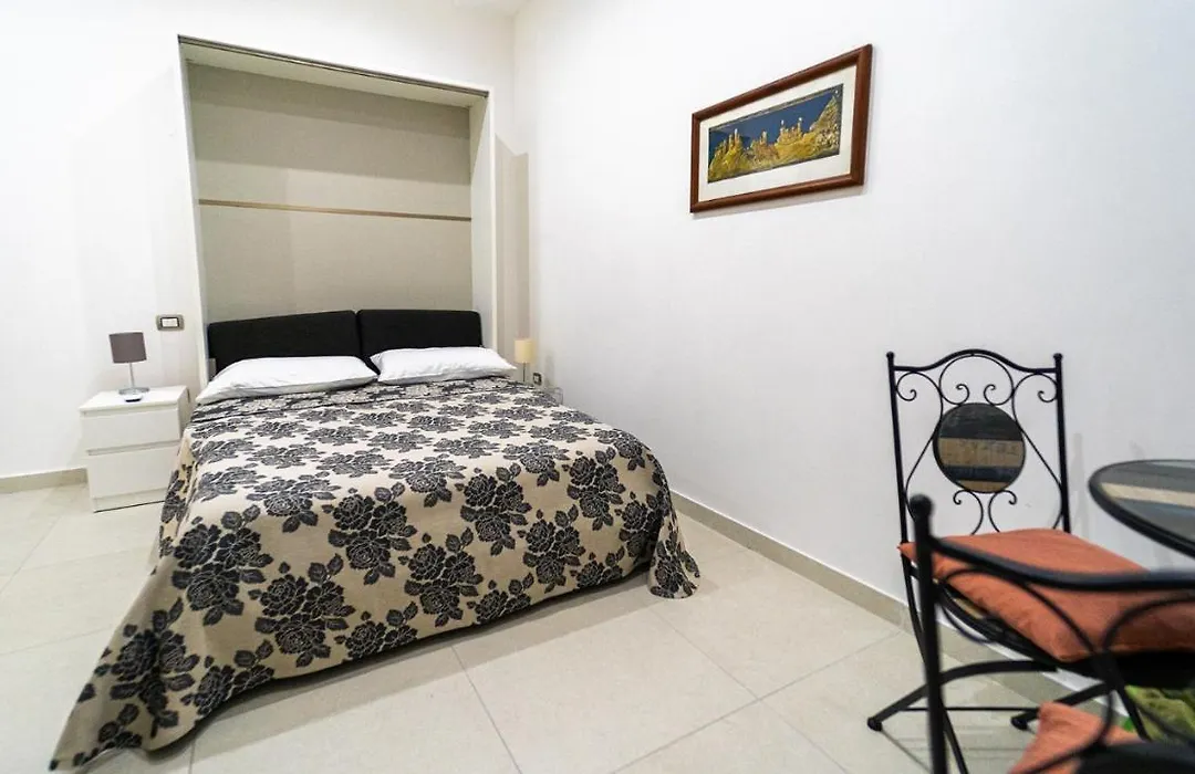 Casa Romeo Napoli-1