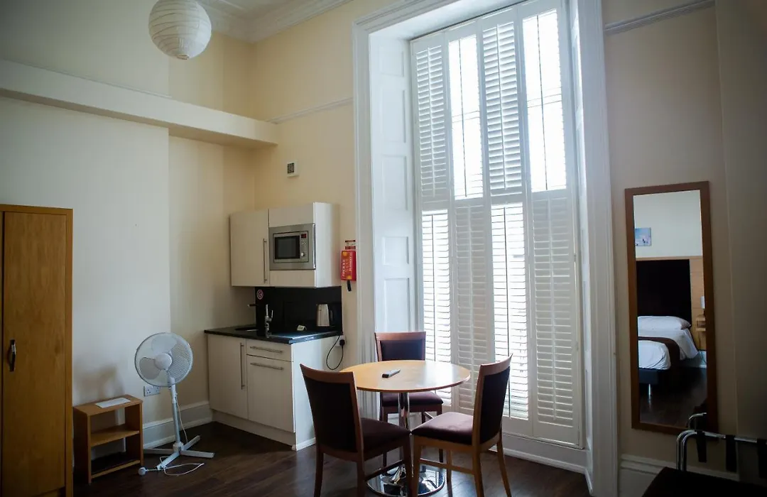 Marylebone Inn-1