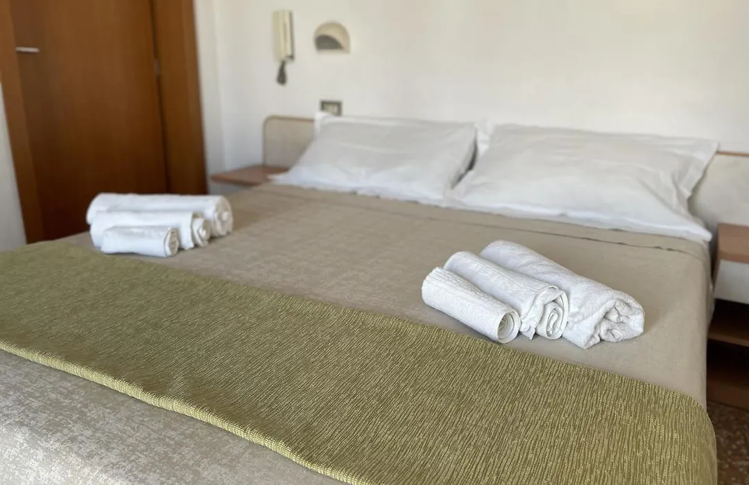 Hotel Alex-1