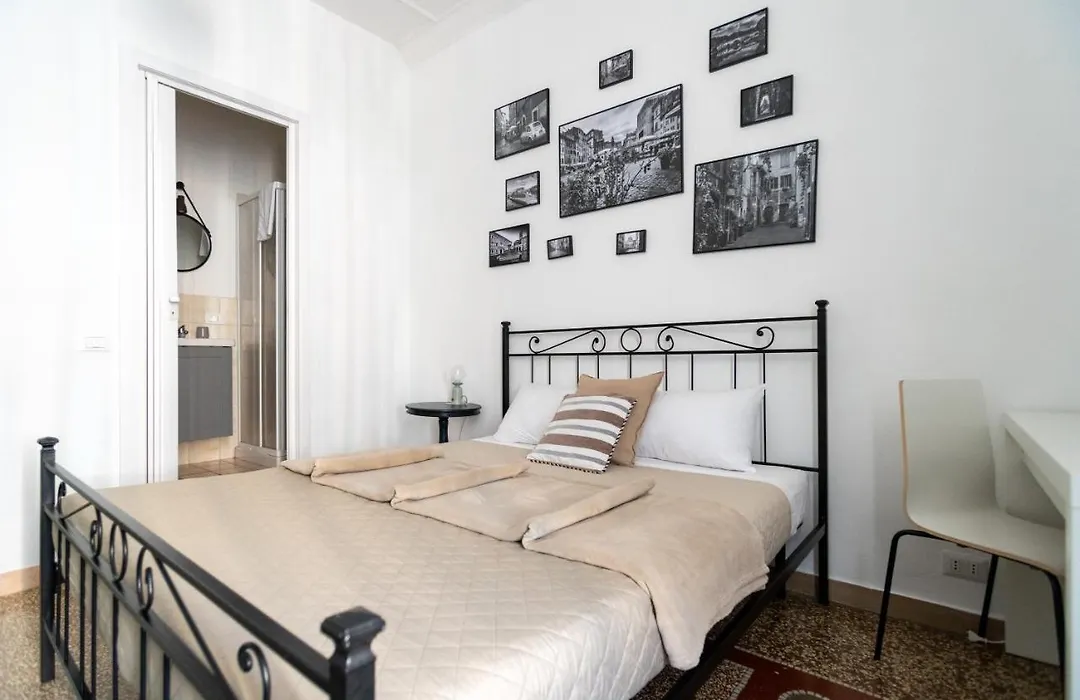 Zaira B&B-1