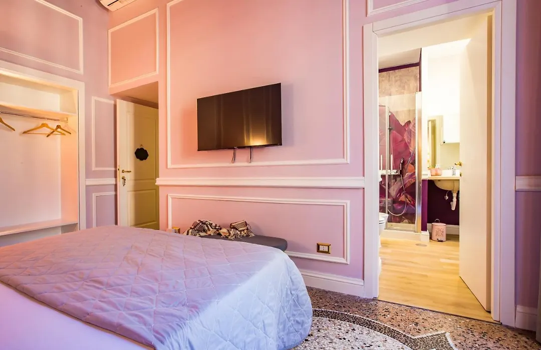 Hold Rome - Luxury Suites-1