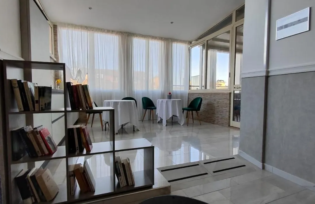 Hotel Terrazza Magenta-1