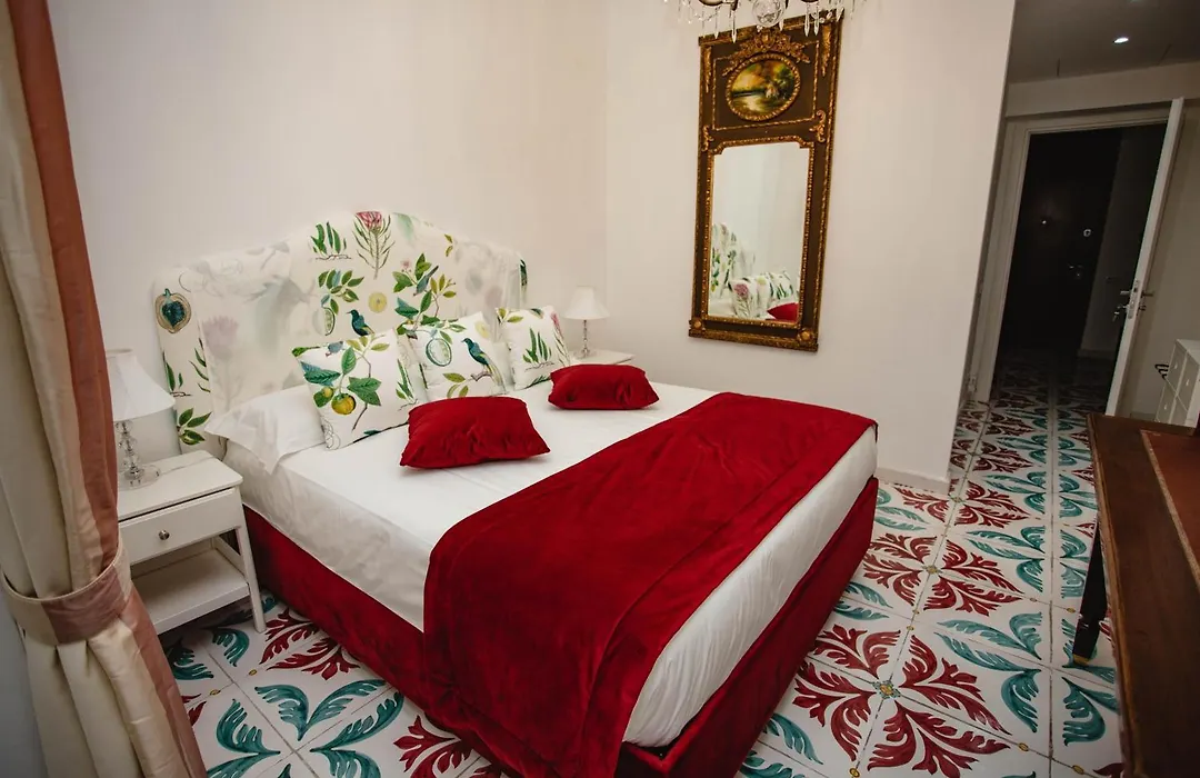 Delfini Trevi House-1