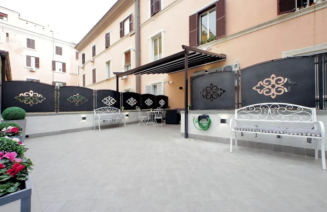 Roman Holiday Suites-1