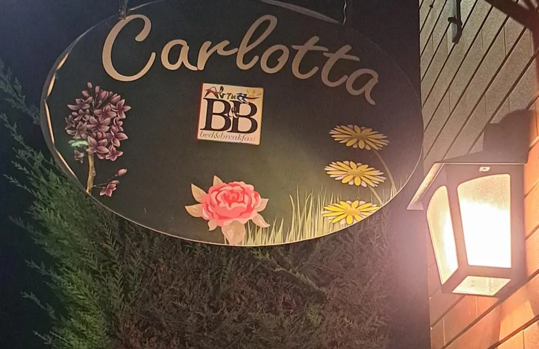 B&B Carlotta-1