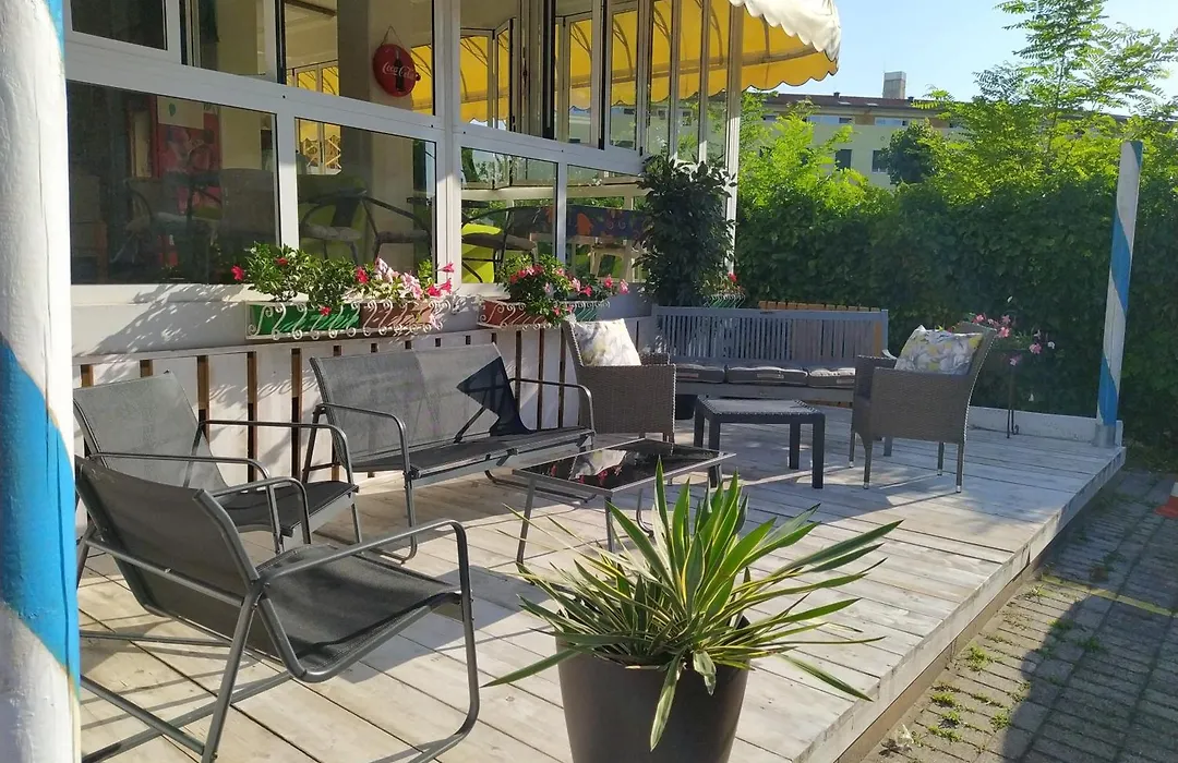 Hotel Halifax-1