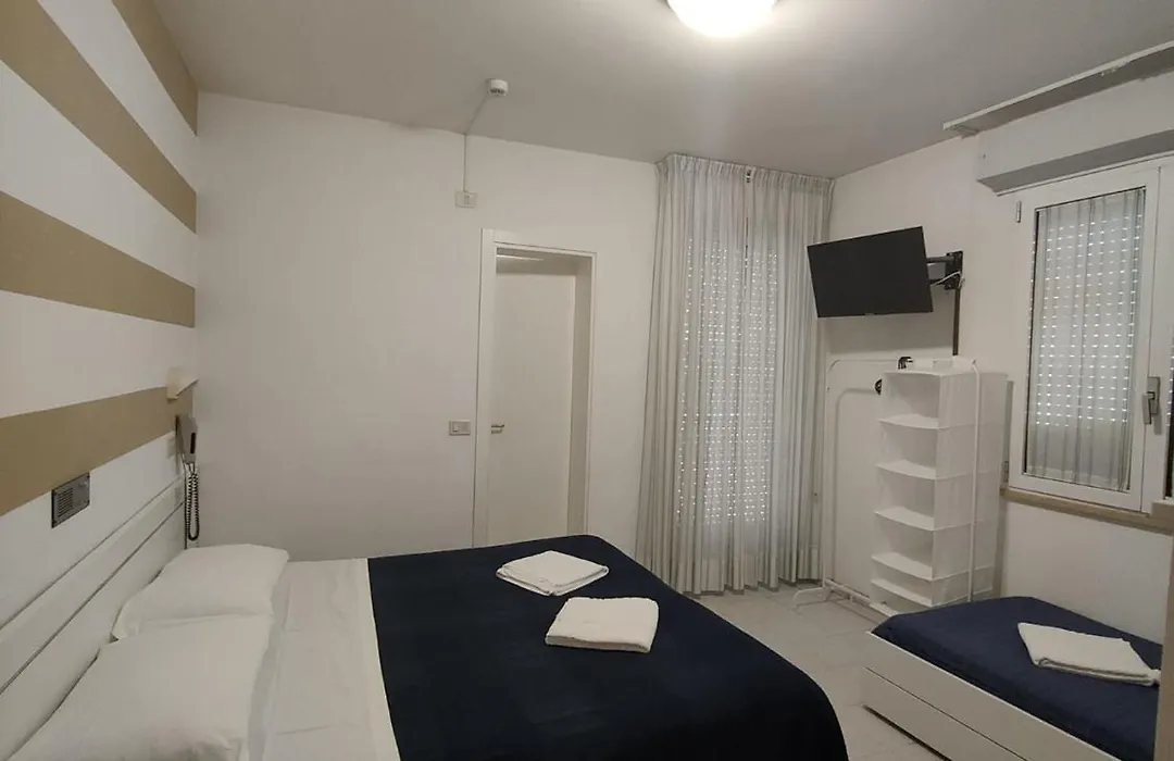 Hotel Villa Lina-1