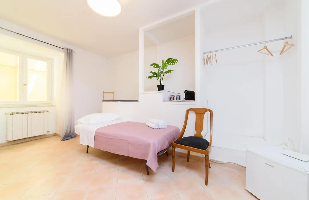 Totò 2 Room-1