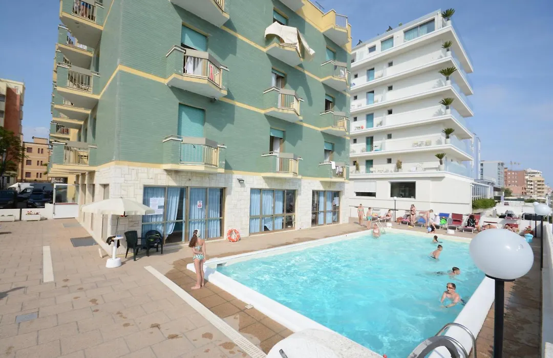 Hotel Leonardo Da Vinci-1