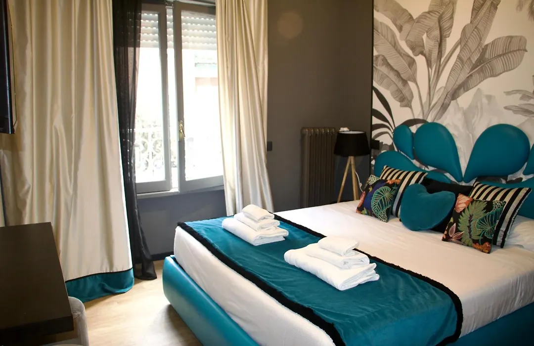 Xcross Suites Roma-1