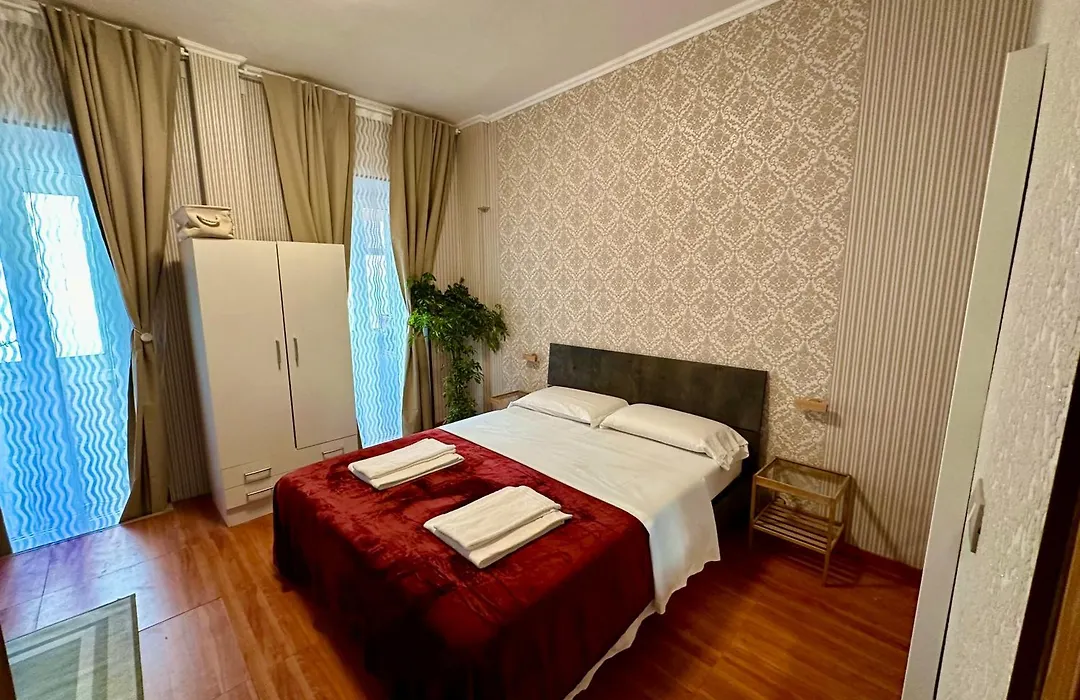 Pardis Guest House-1