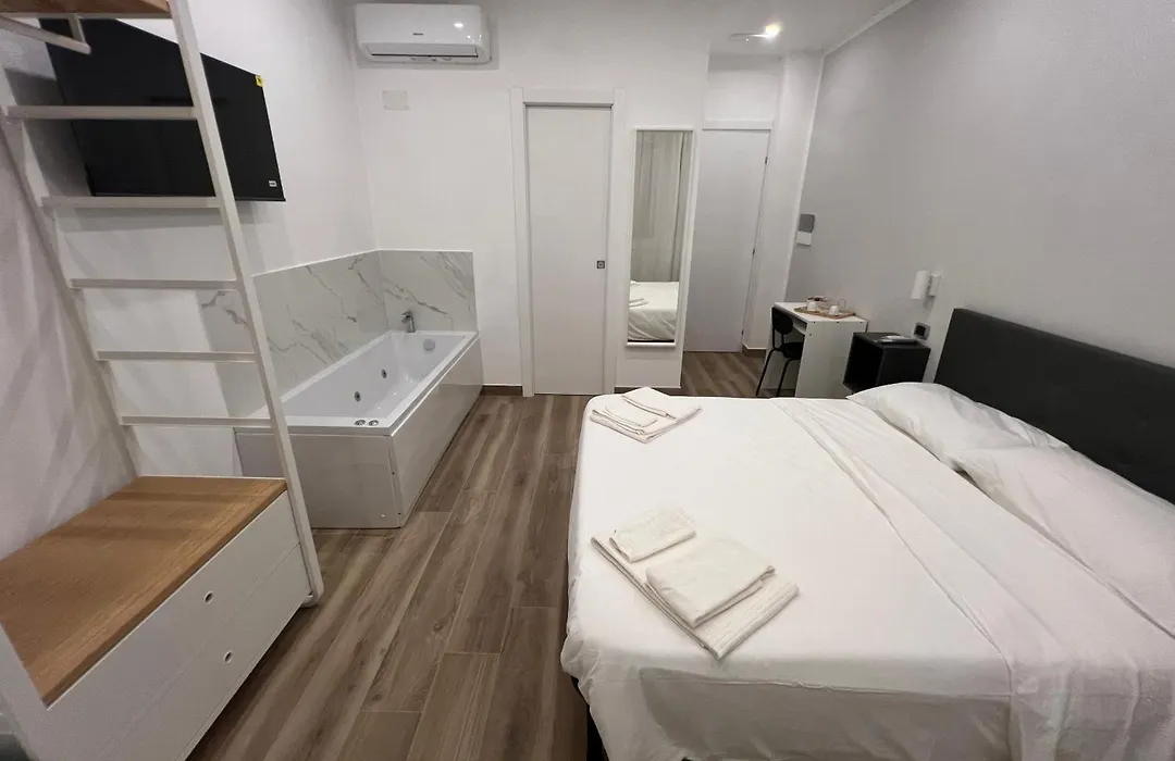 Suite 98-1