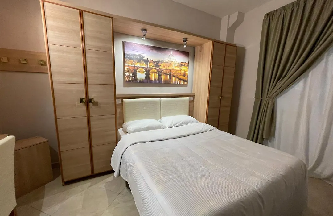 Spqr Suite Guest House-1