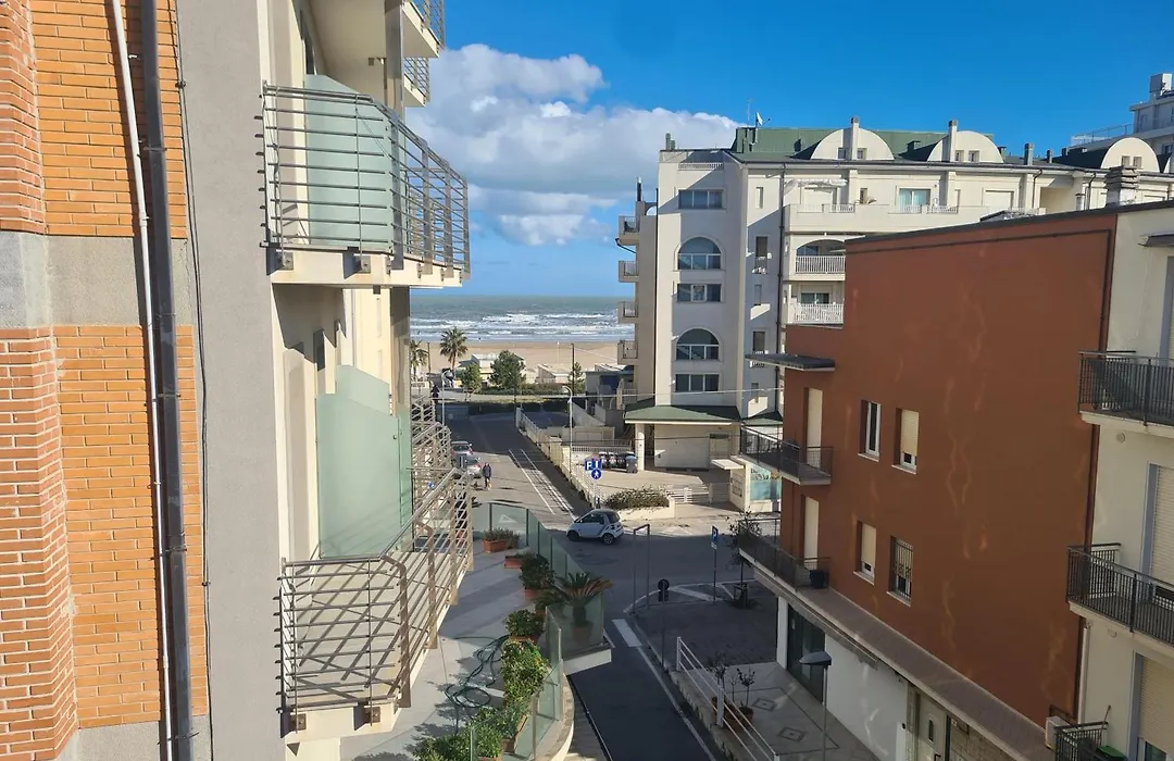 Colivingone-Mora-1