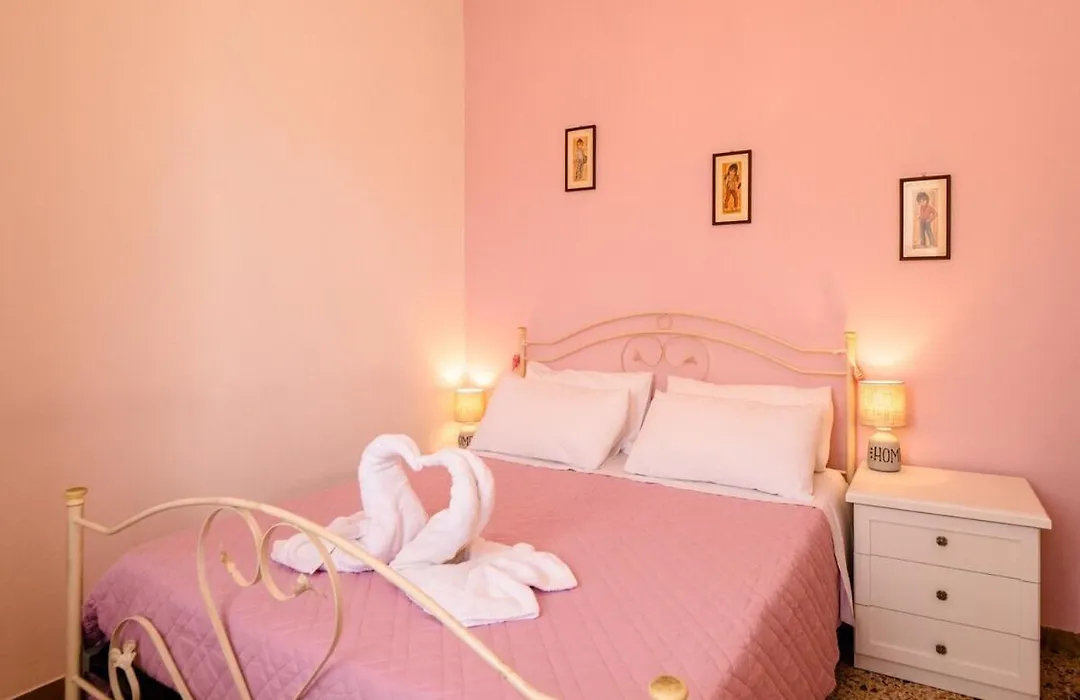 Casa Mafalda - Rooms, Friends And More - Affittacamere, Guest House-1