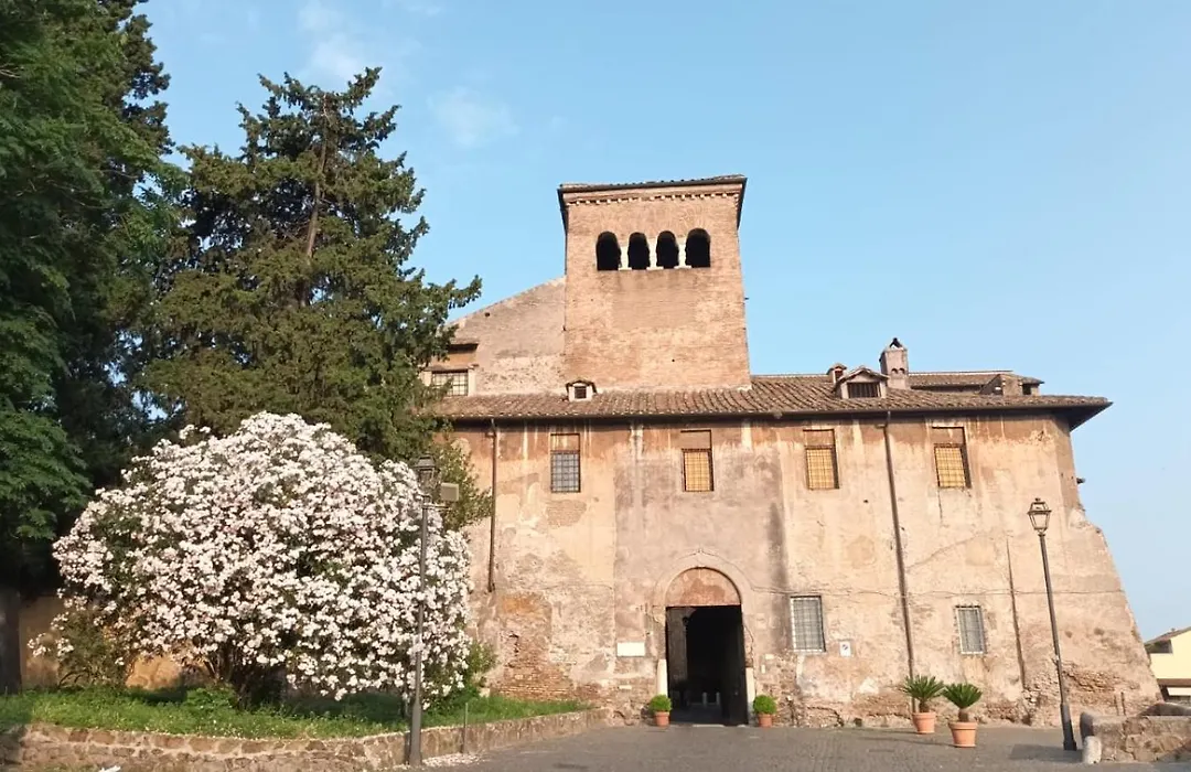 4 Coronati-1