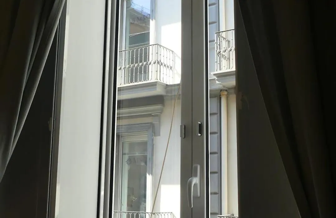 Beverello Rooms-1