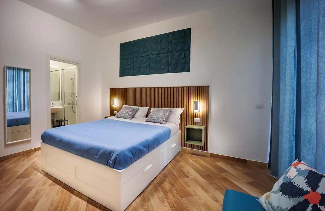 Tony Suites Napoli-1