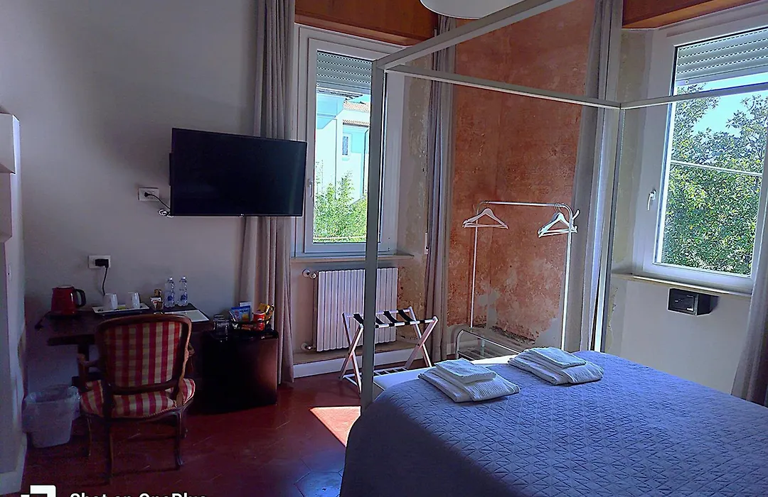 B&B Suite 44-1