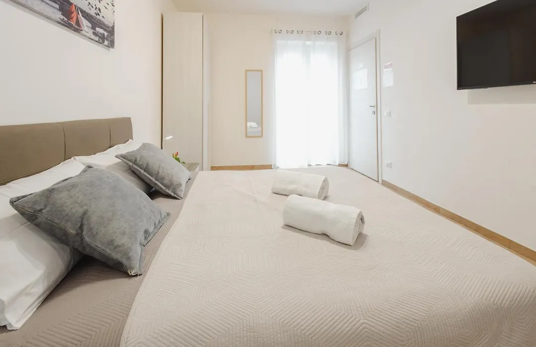 G21 Guest House-1