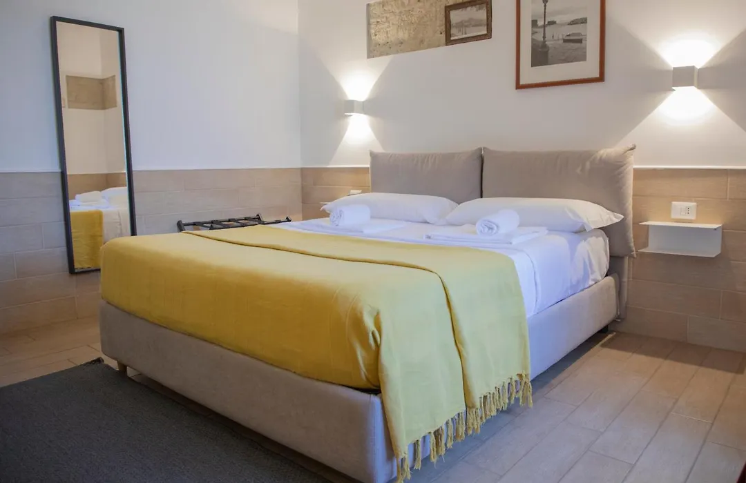 H22 Hotel-1