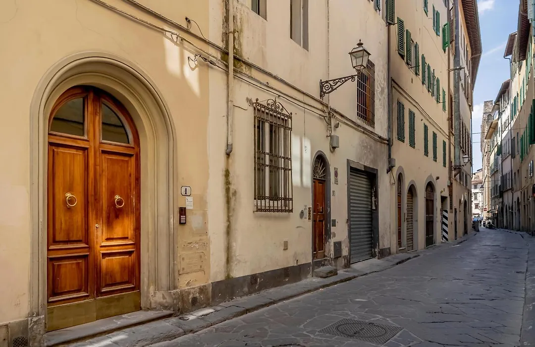 Santa Croce Exclusive-1