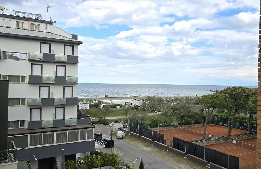 Hotel Helios Beach-1