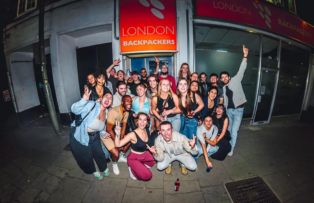 London Backpackers Youth Hostel 18 - 35 Years Old Only-1