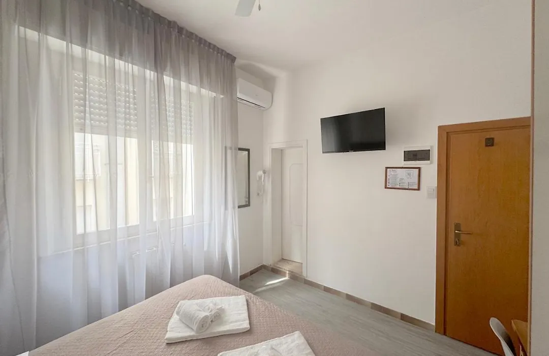 Hotel Ariva-1