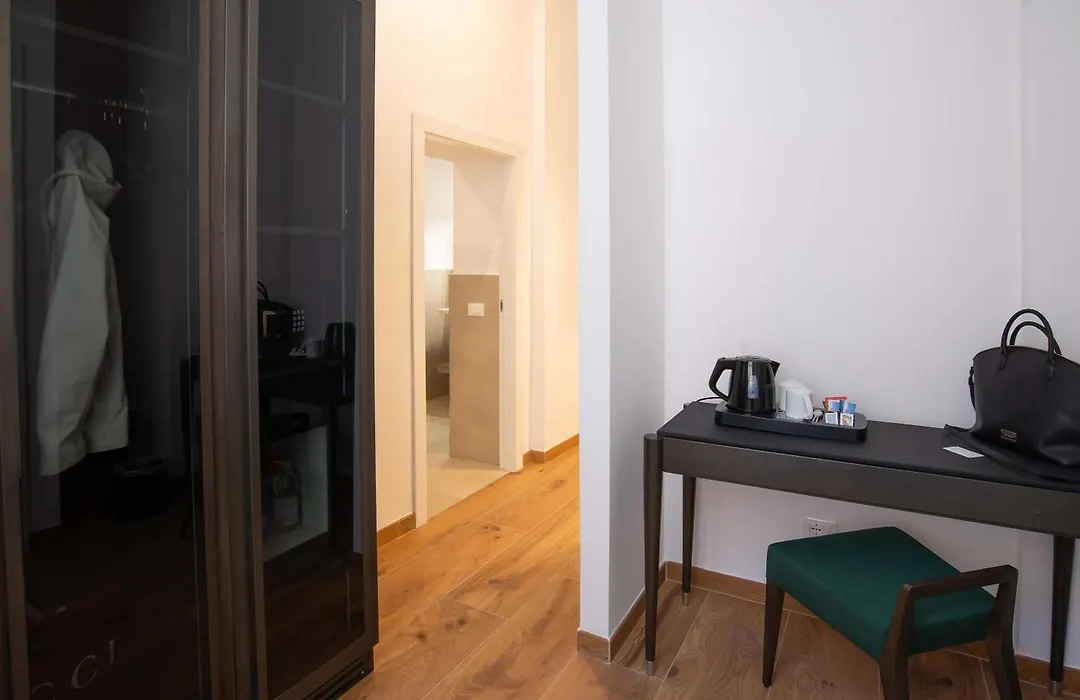 Essence Collection Hotel-1