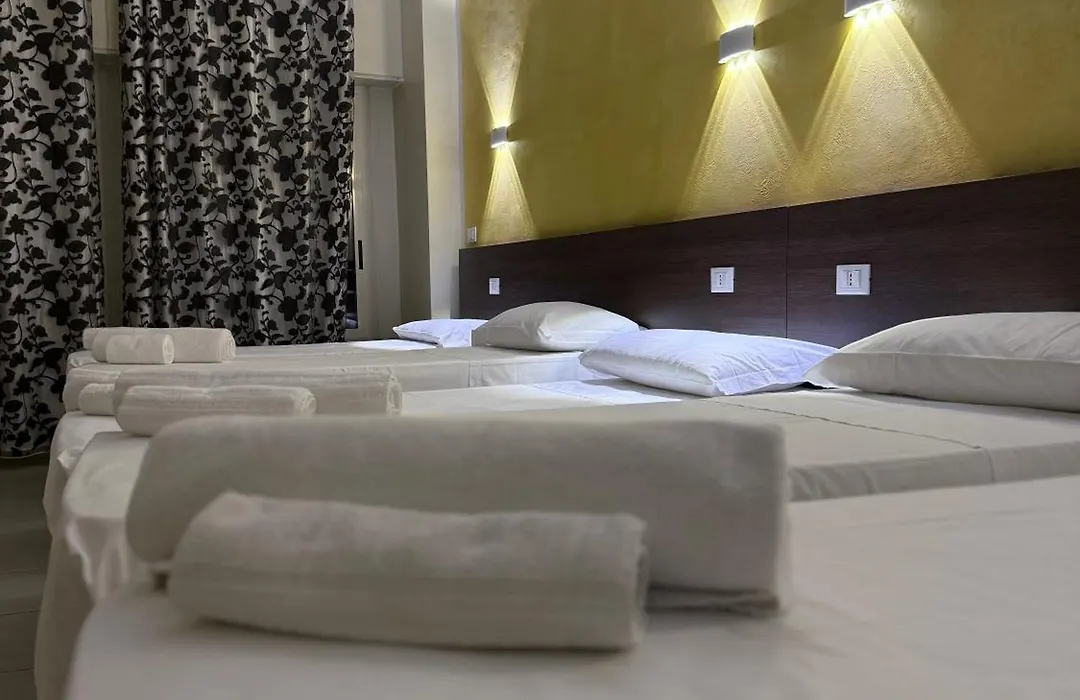 Tiburtina Hotel Holiday-1